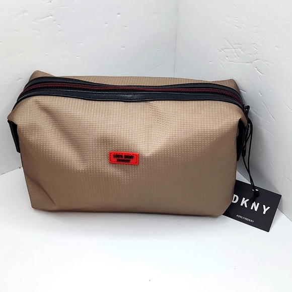 DKNY TOILETRY TRAVEL BAG - Picture 5 of 13